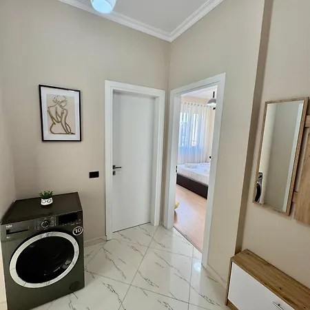 Appartamento New Bazaar Cozy 3 Tirana