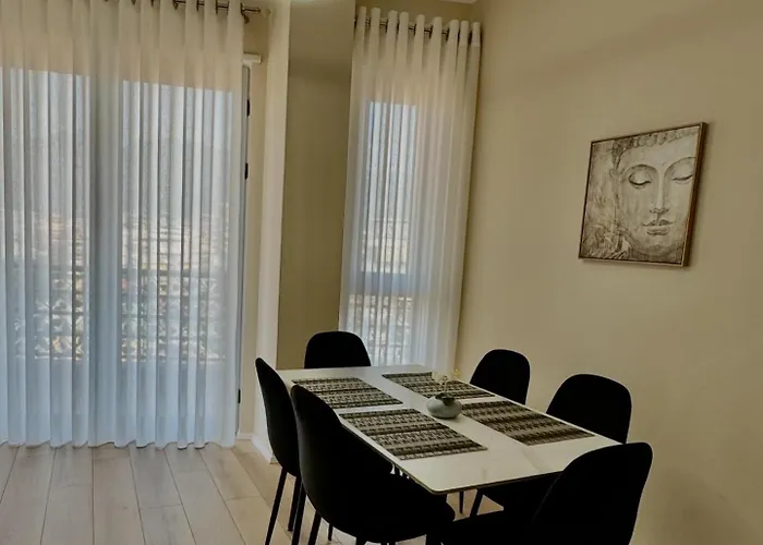 New Bazaar Cozy 3 * 地拉那