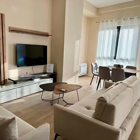 New Bazaar Cozy 3 Apartment